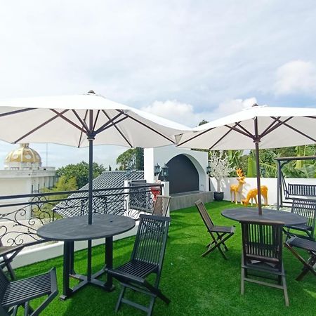 Villa Kota Bunga Malini 10 Cikundul Buitenkant foto