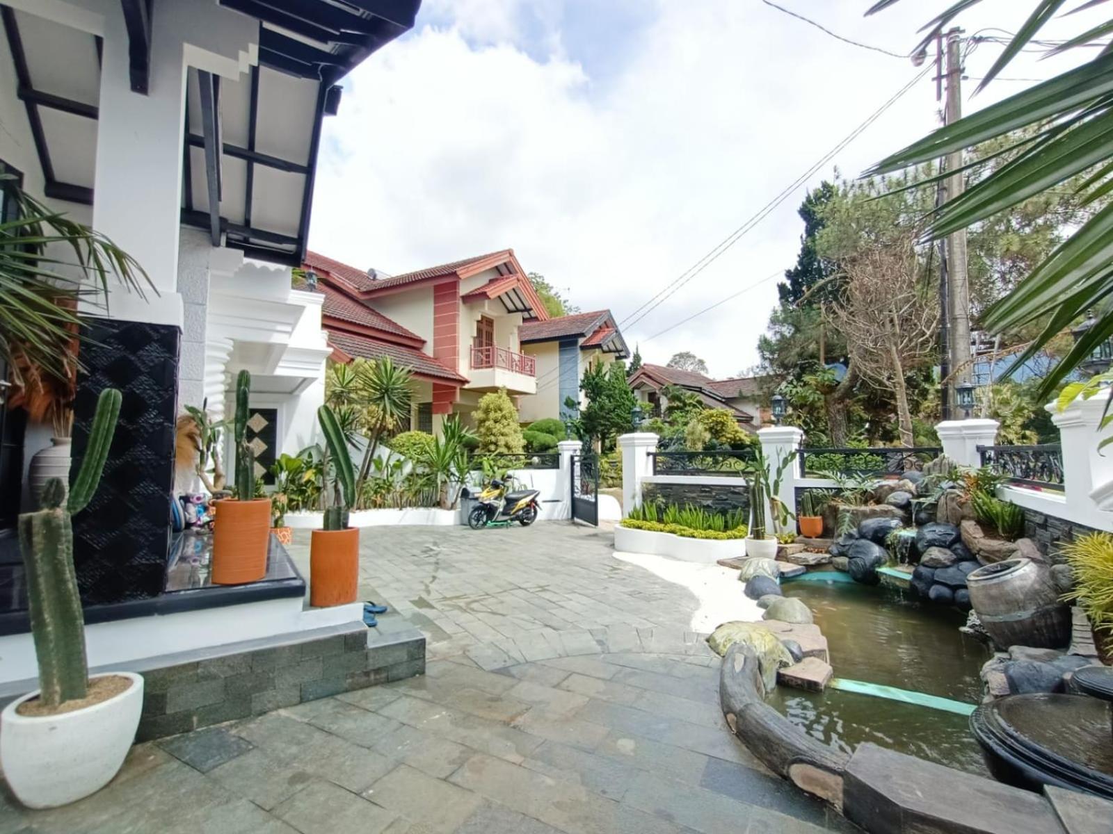 Villa Kota Bunga Malini 10 Cikundul Buitenkant foto