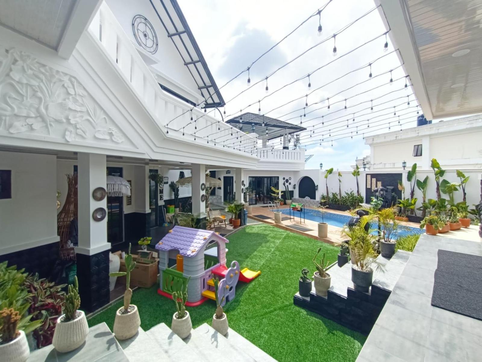 Villa Kota Bunga Malini 10 Cikundul Buitenkant foto